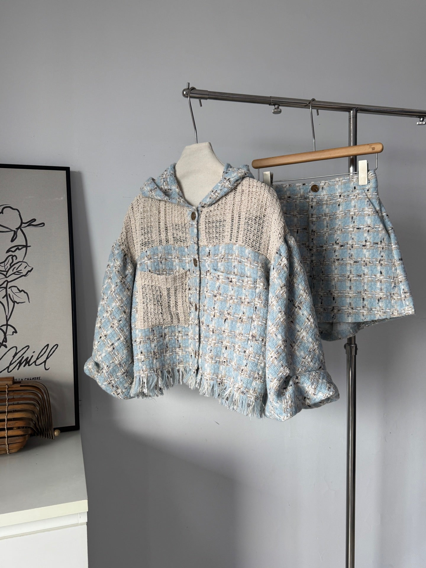 Korean-style tweed cropped jacket + casual shorts