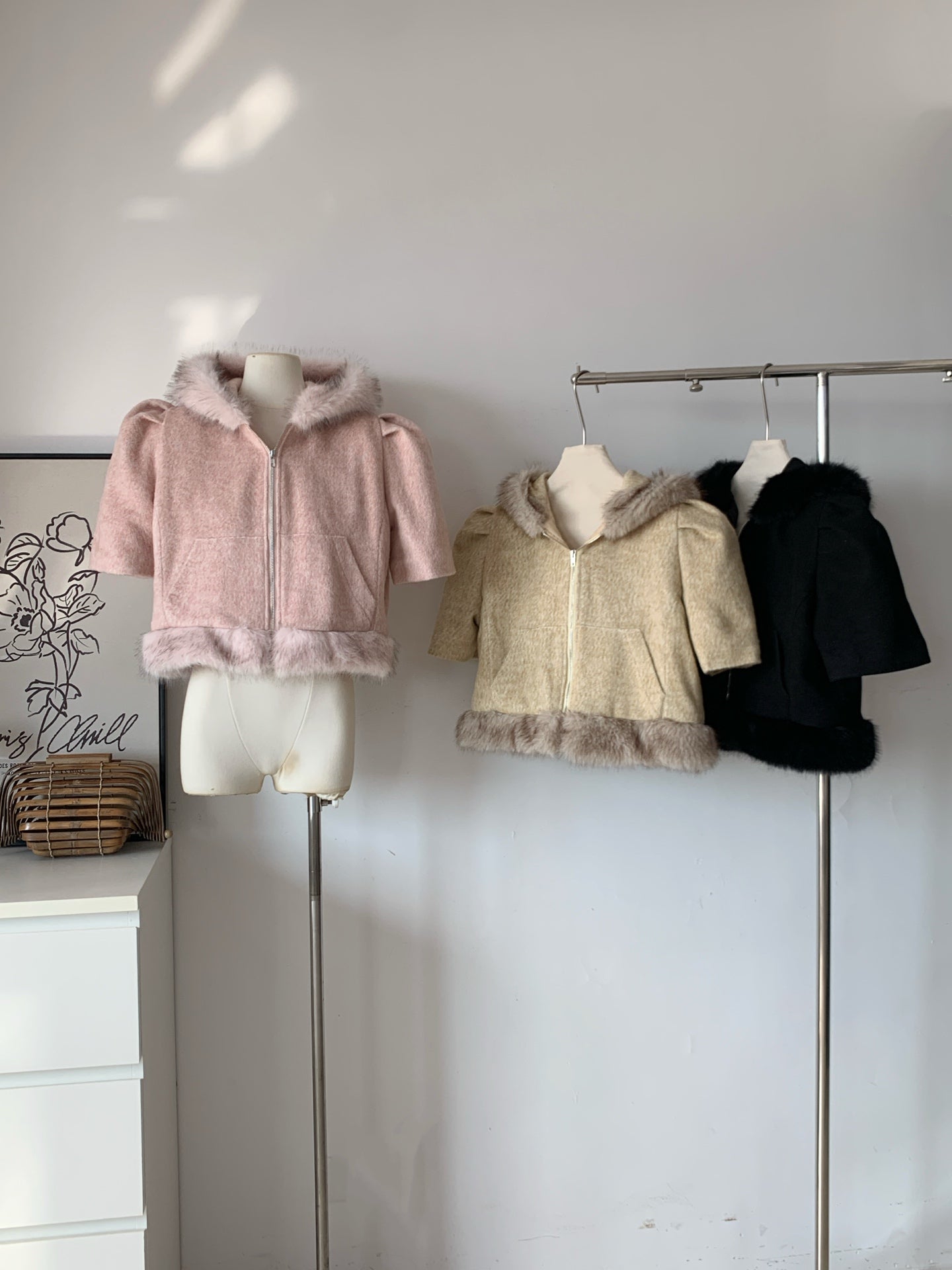 Ladies Faux Fur Trim Hooded Cropped Coat (Three Colors Available)