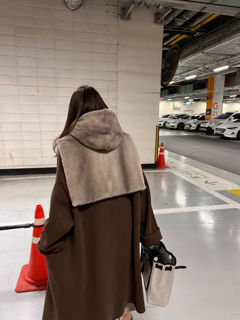 Ladies Faux Fur Hooded Sleeveless Vest