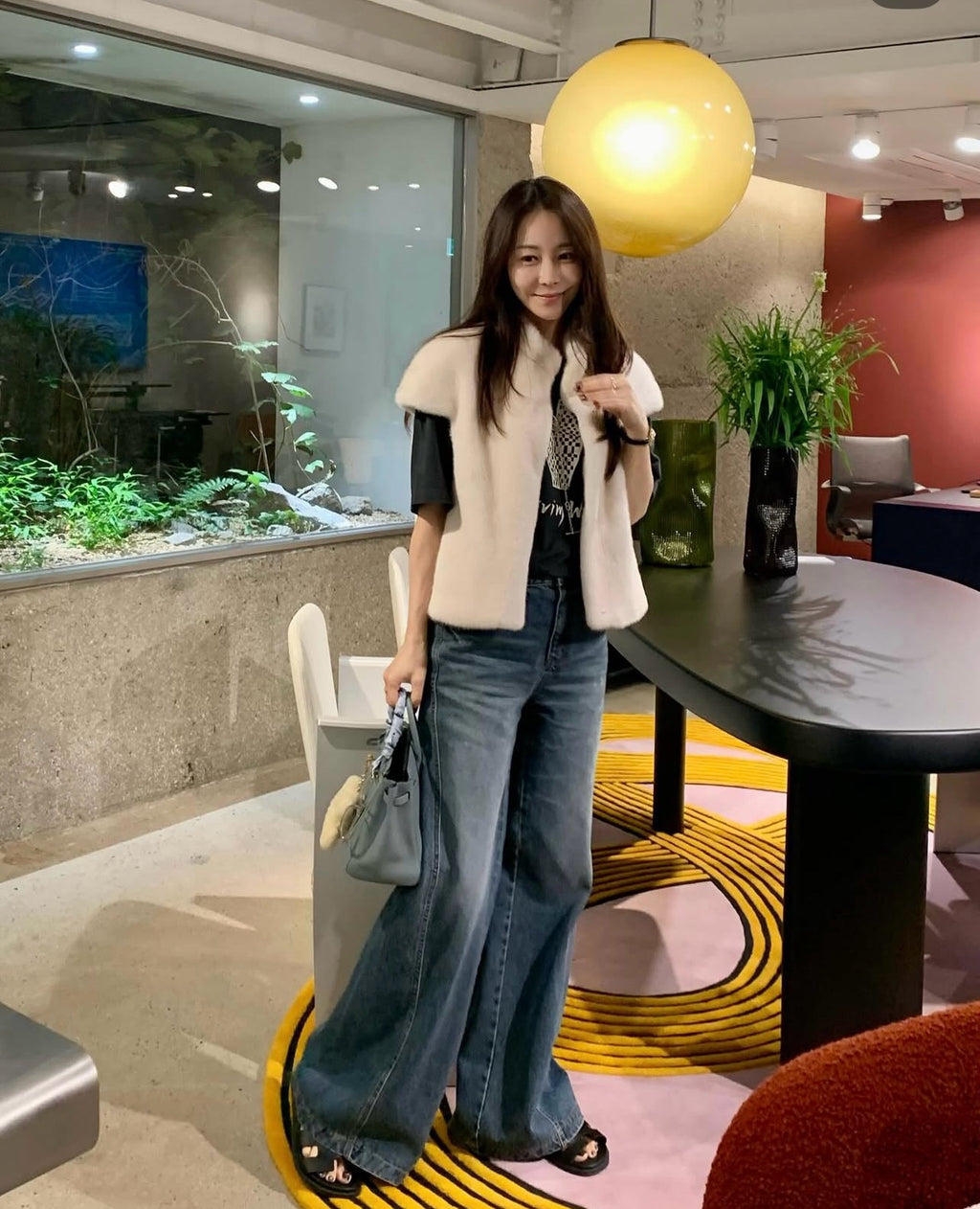 Ladies Faux Fur Sleeveless Vest