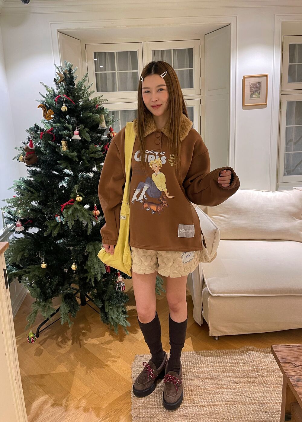 Ladies Faux Fur Collar Retro Print Oversized Pullover