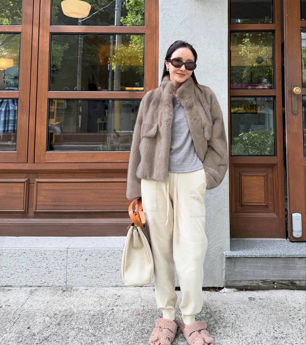 Ladies Faux Fur Stand-Collar Oversized Jacket