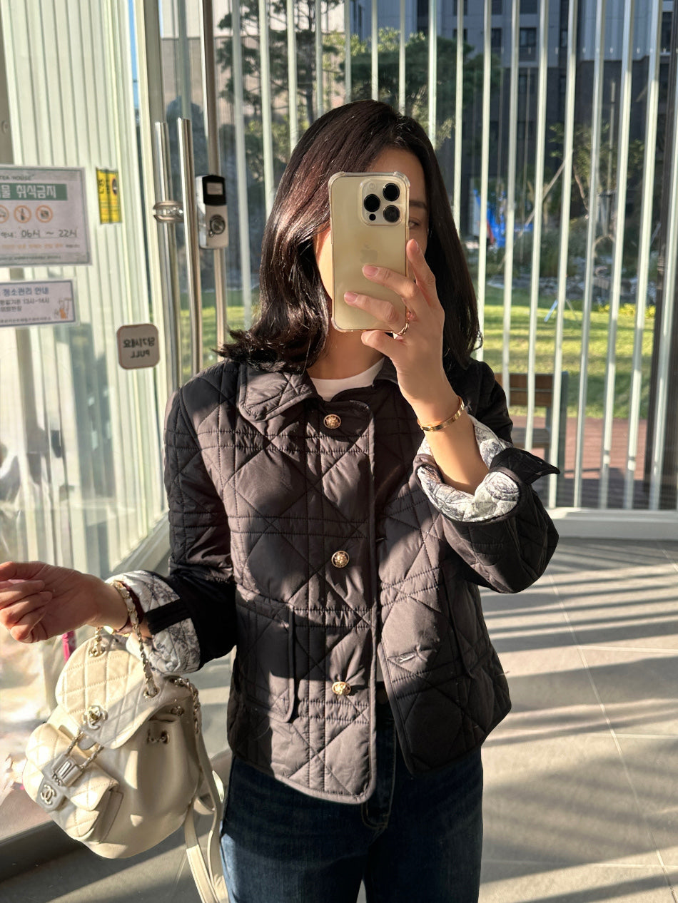 Ladies Reversible Quilted Collar Jacket