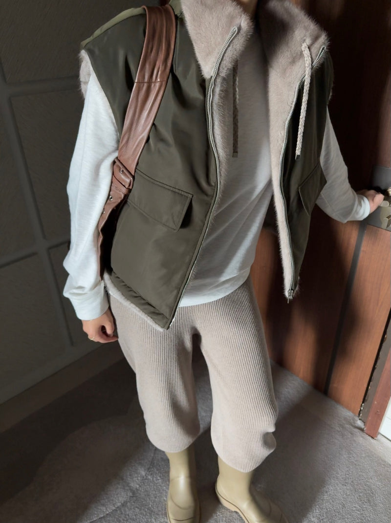 Women's Reversible Faux Fur Gilet (2-in-1 Mocha Brown + Olive Green)