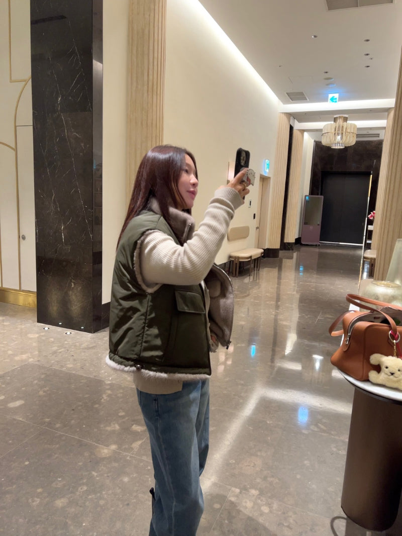 Women's Reversible Faux Fur Gilet (2-in-1 Mocha Brown + Olive Green)