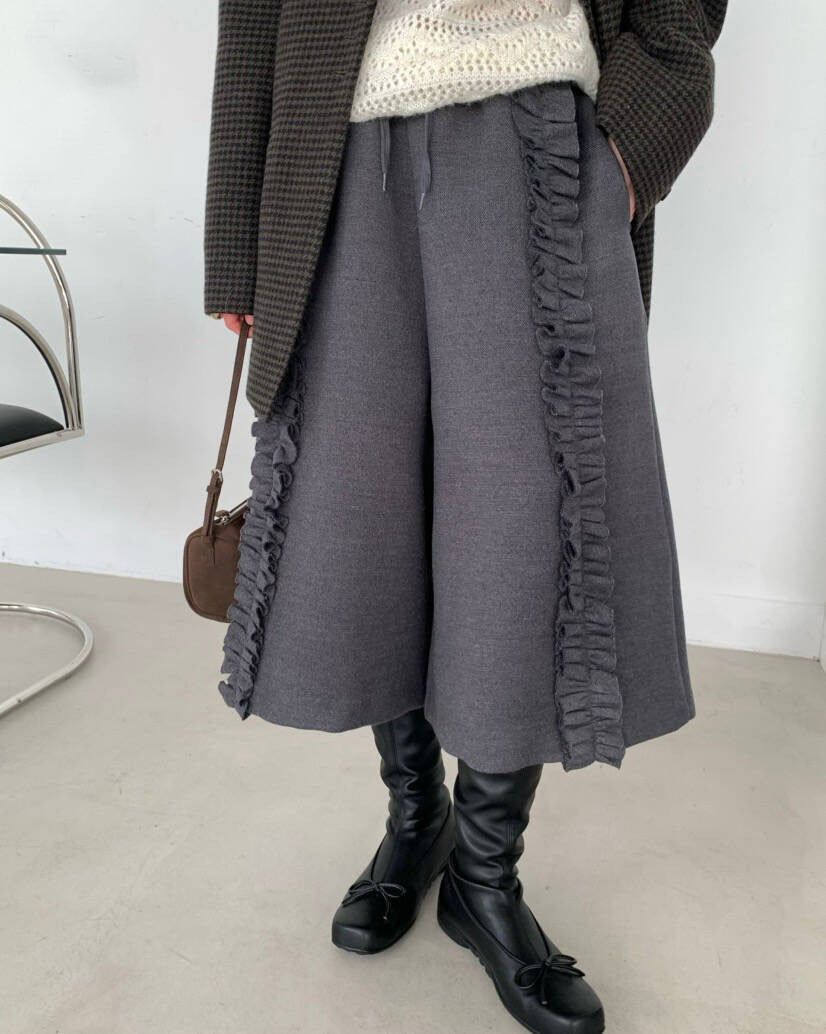 Women's Ruffled Wide-Leg Culottes