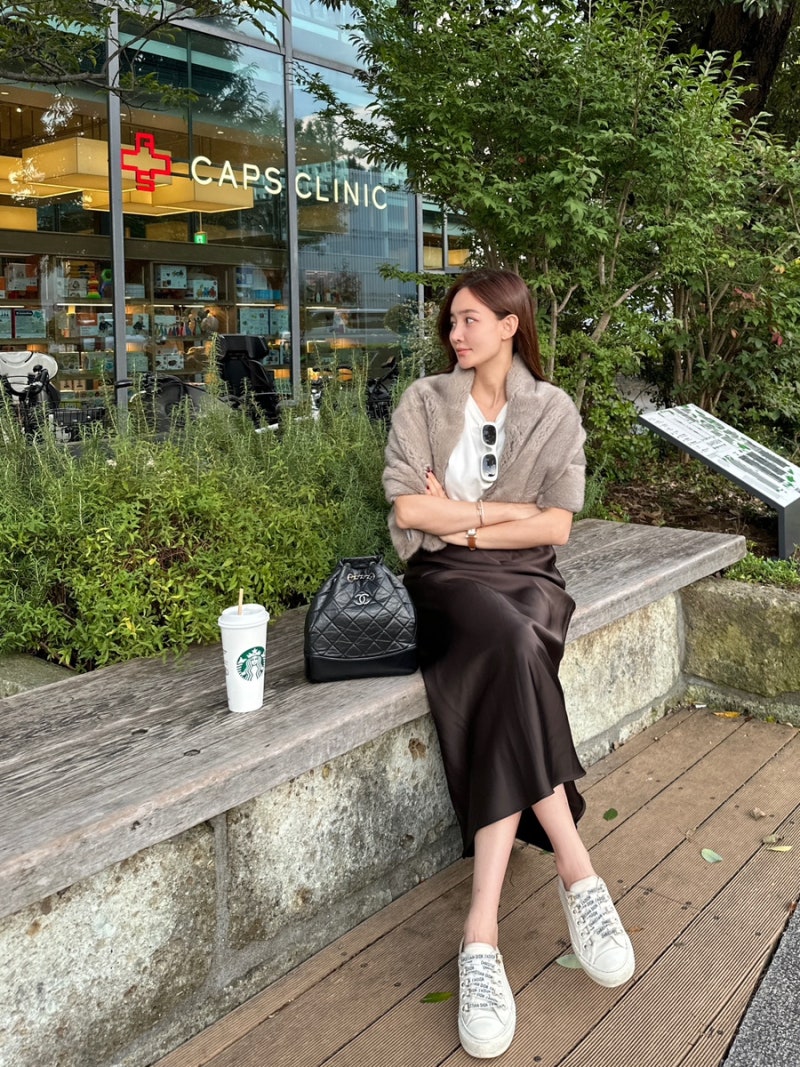 Women's Detachable Hem Faux Mink Fur