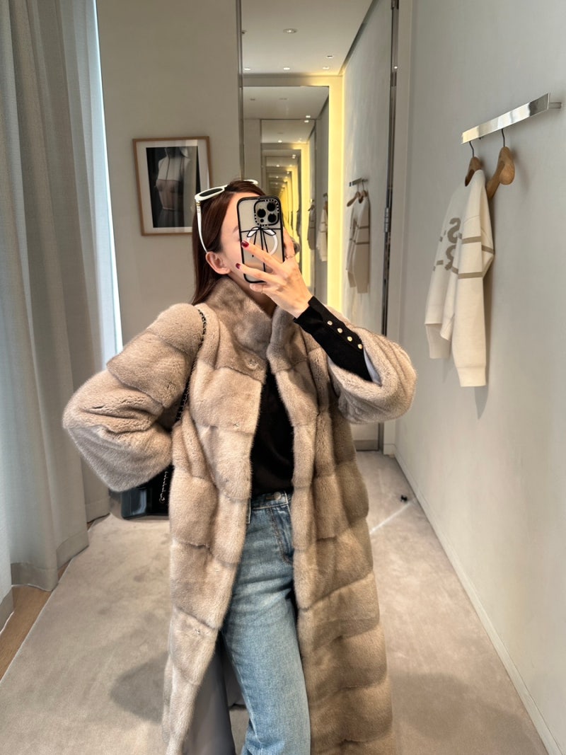 Women's Detachable Hem Faux Mink Fur