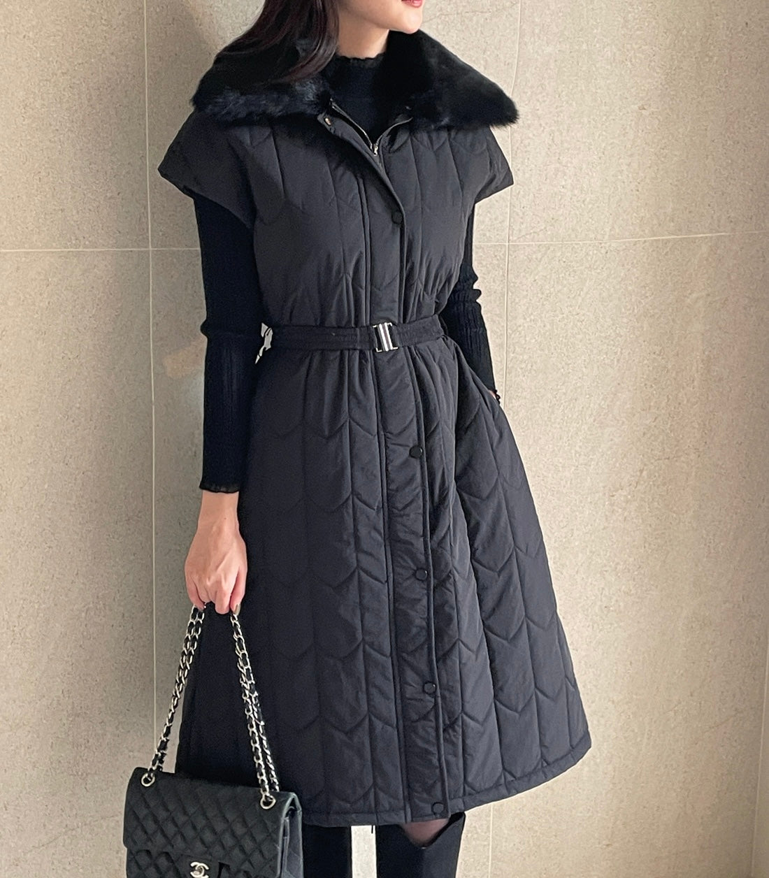 Women's Diamond Quilted Padded Sleeveless Midi Dress with Removable Faux Fur Collar