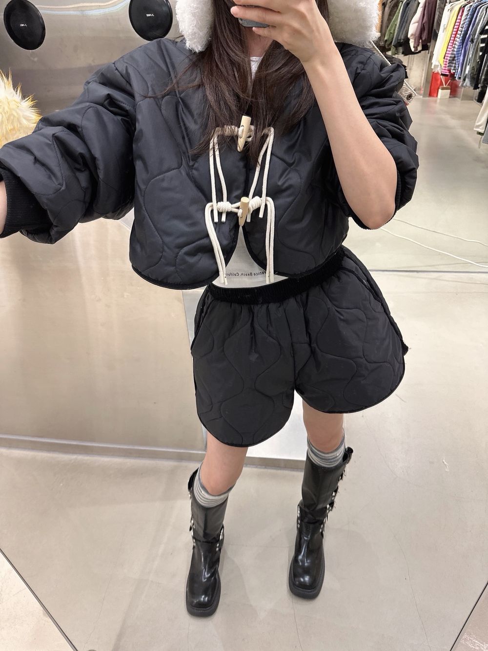 Women's Quilted Padded 2-Piece Set (Cropped Jacket + Shorts) with Sherpa Lining