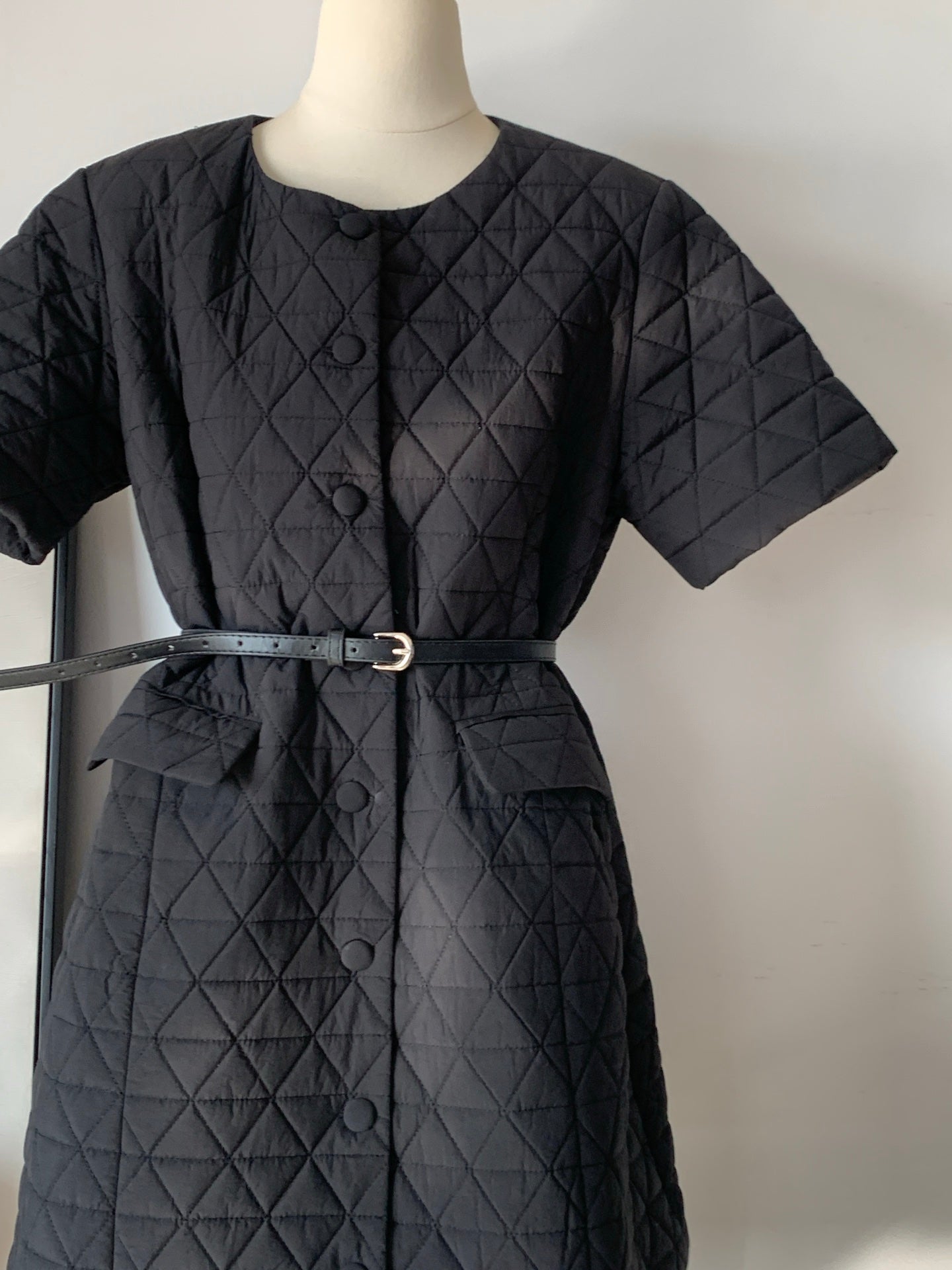 Women's Diamond Quilted Short Sleeve Mini Dress with Belt