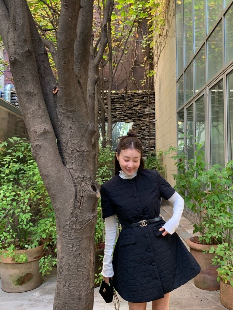 Women's Diamond Quilted Short Sleeve Mini Dress with Belt