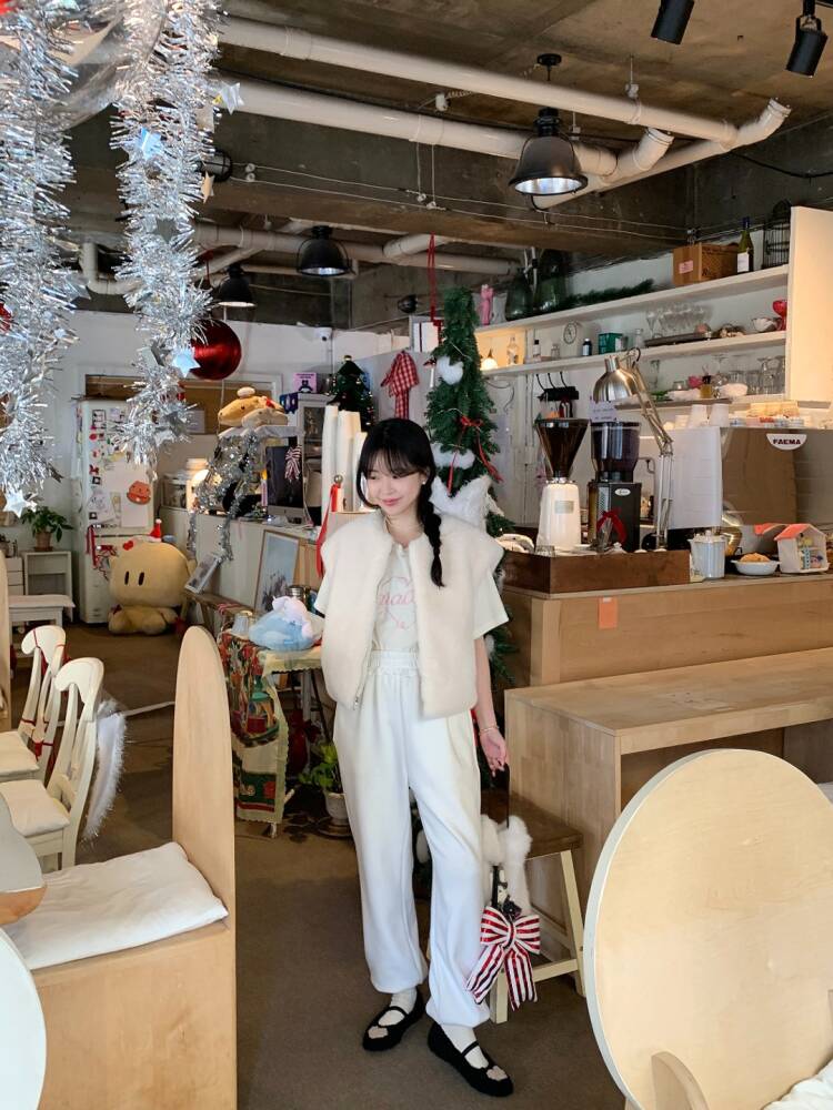 Women's Reversible Quilted & Faux Fur Vest