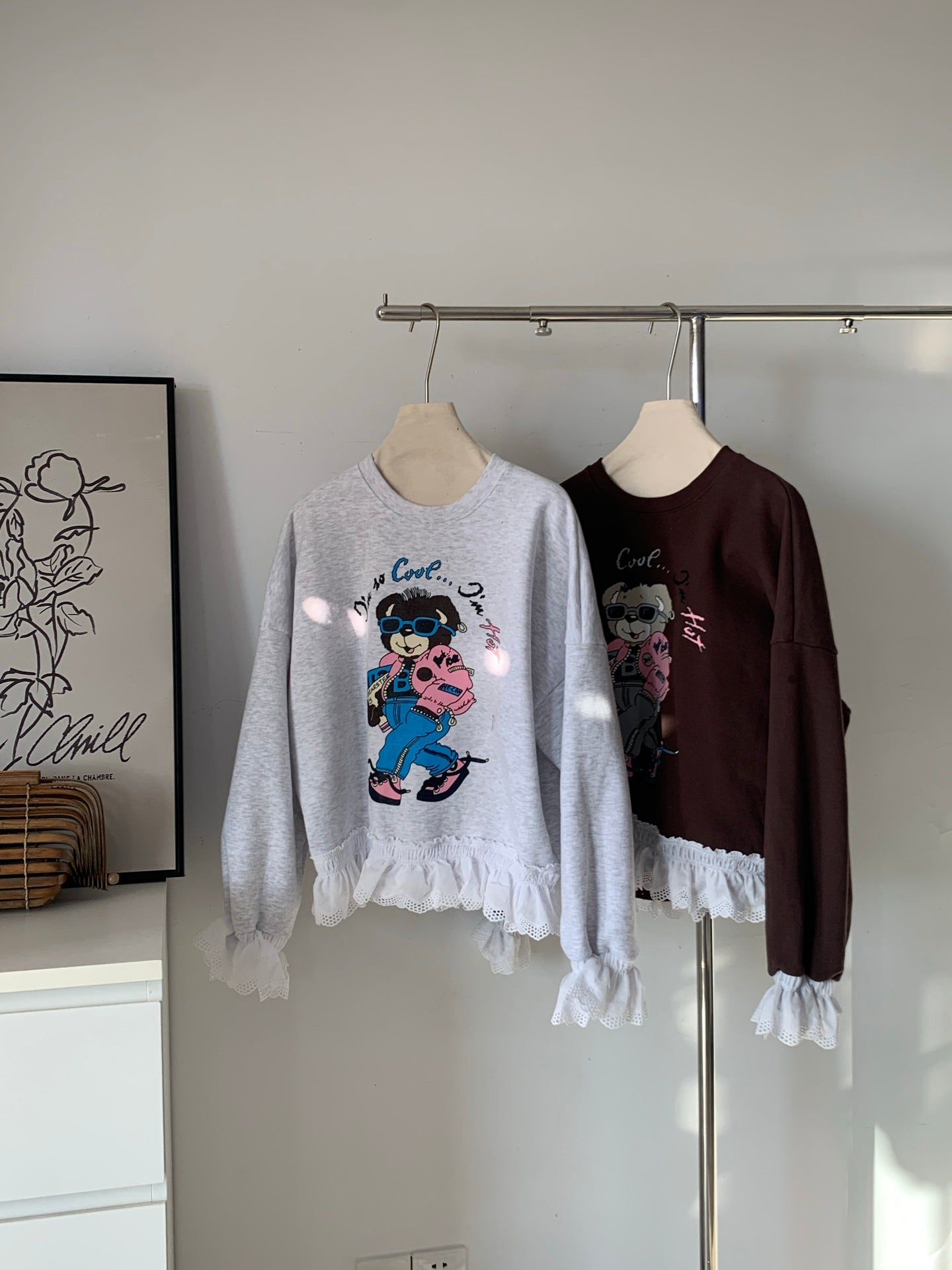Women's Brushed Fleece Cartoon Print Sweatshirt with Lace Ruffle Trim