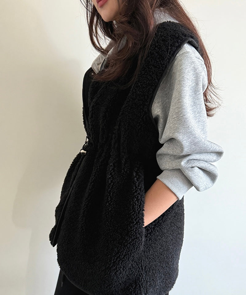 Women's Reversible Sherpa & Quilted Gilet Vest