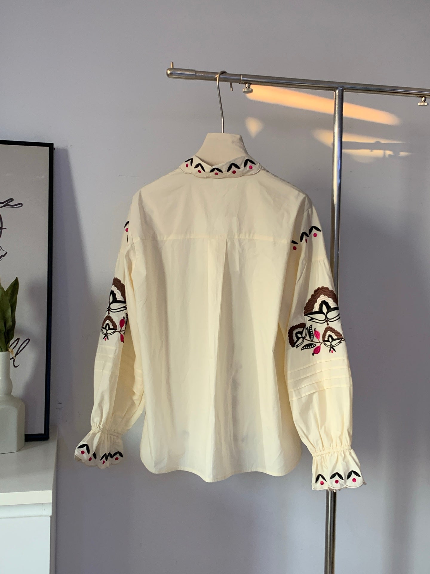 Women's Boho Embroidered Ruffle Sleeve Blouse