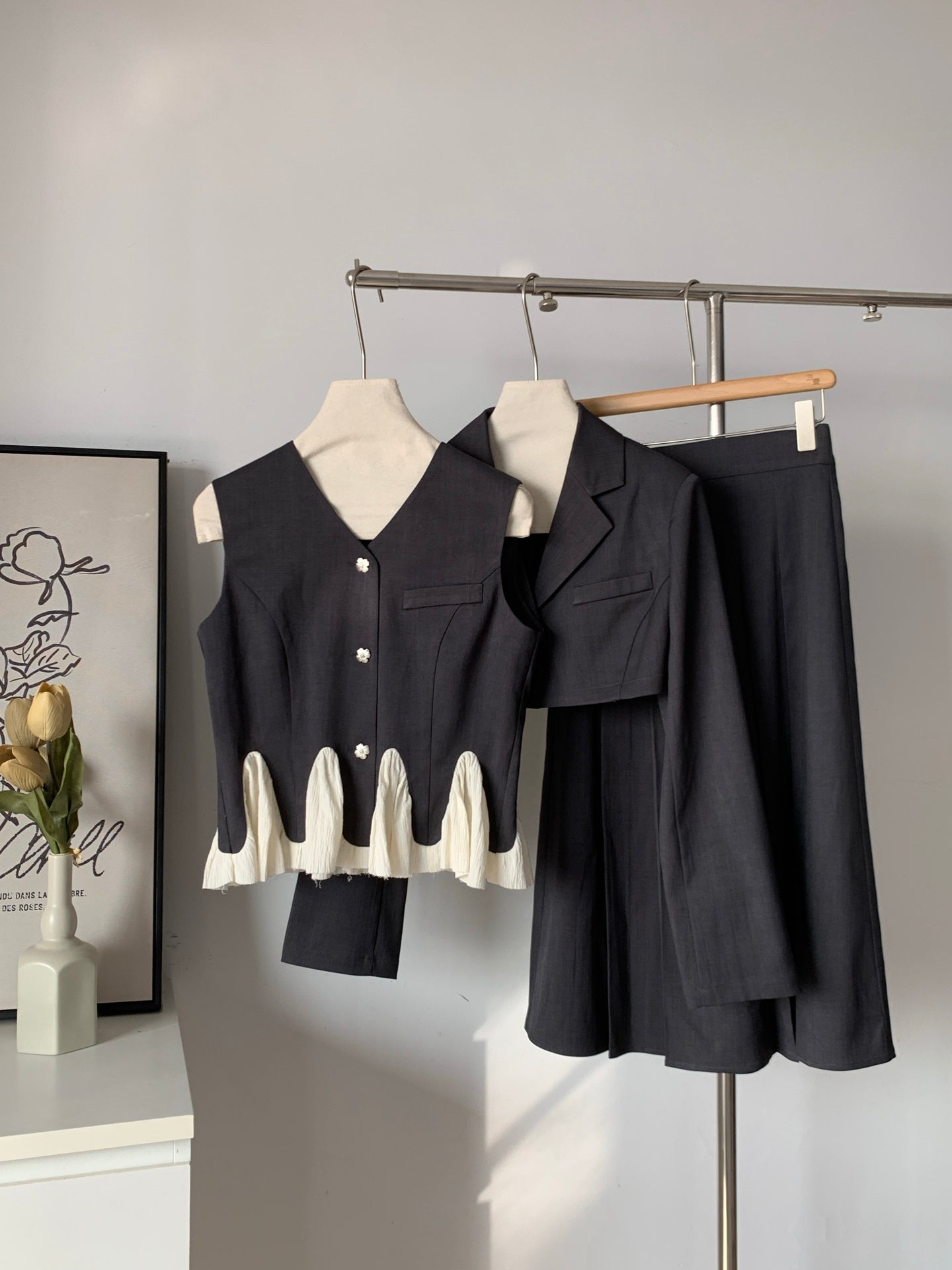 Women's Deconstructed Ruffle Trim Blazer Three-Piece Set